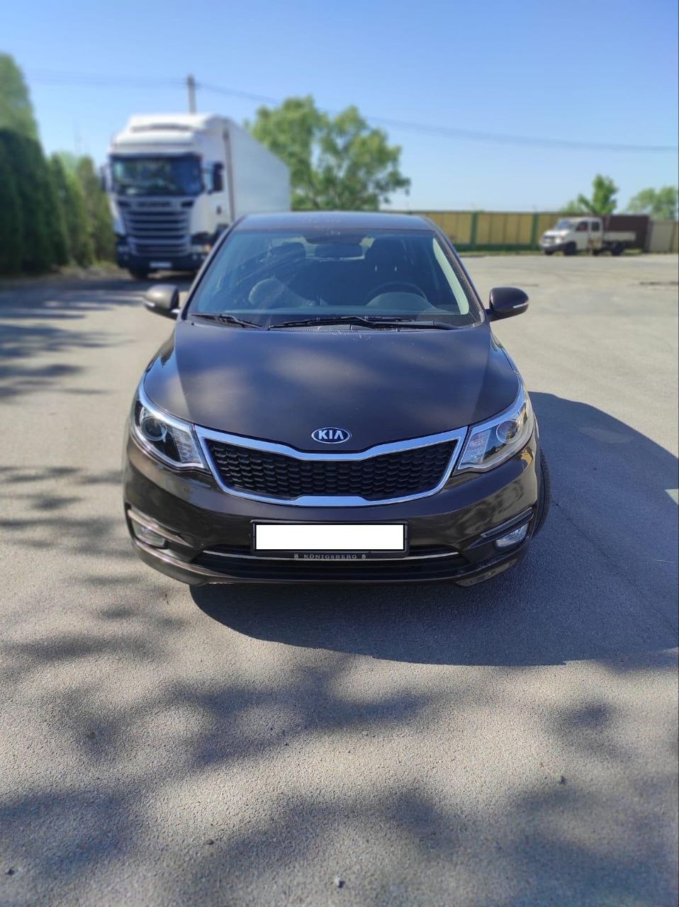 Kia Rio — вид спереди